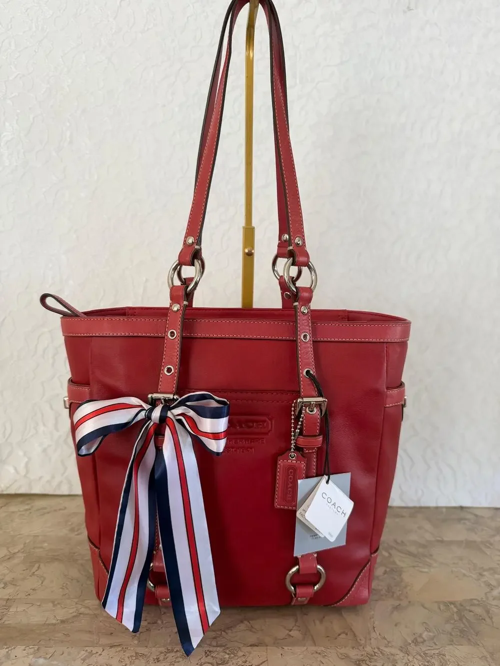 Coach Gallery F11524 red Leather tall Tote Shoulder Bag Purse